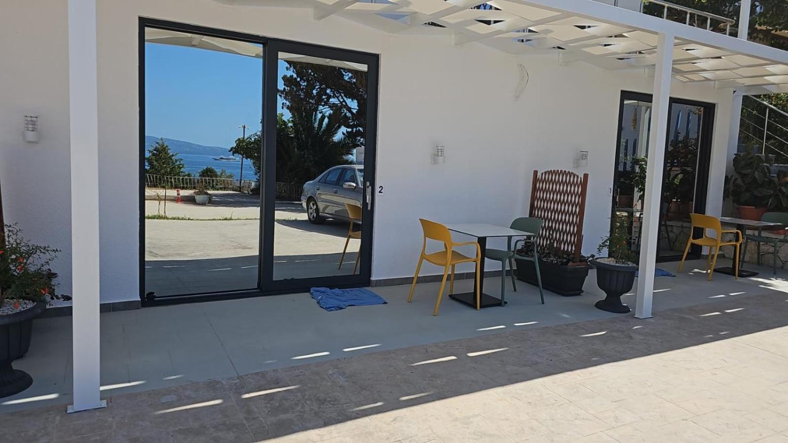 Ardit Seaside Rooms Саранда Экстерьер фото
