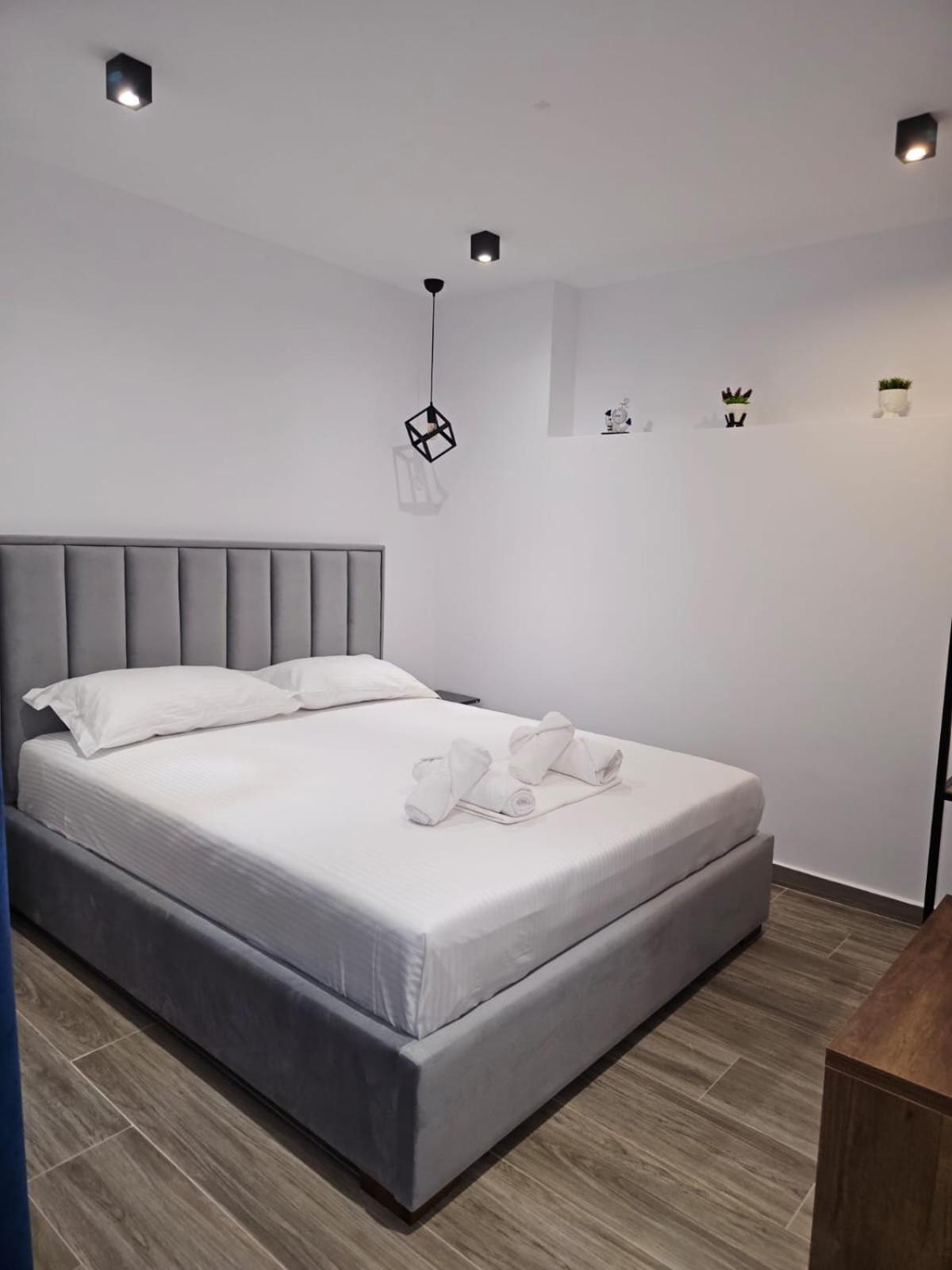 Ardit Seaside Rooms Саранда Экстерьер фото