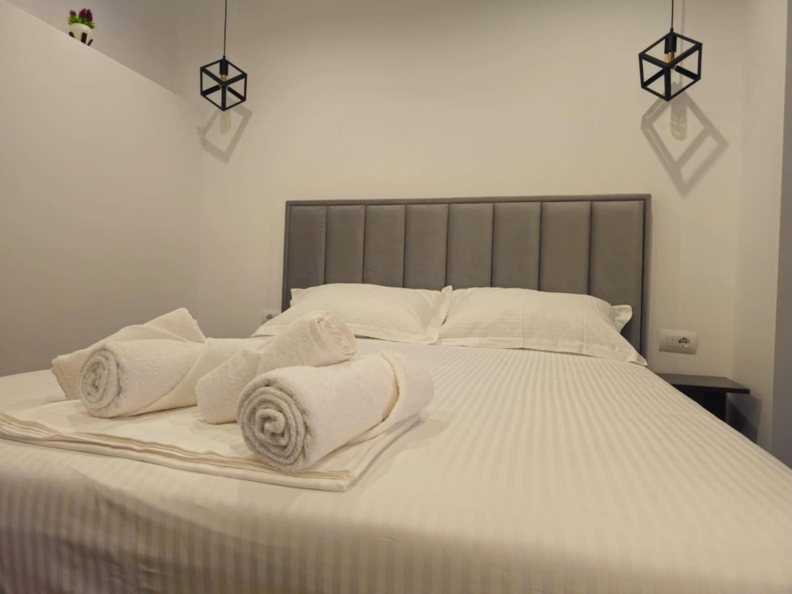 Ardit Seaside Rooms Саранда Экстерьер фото