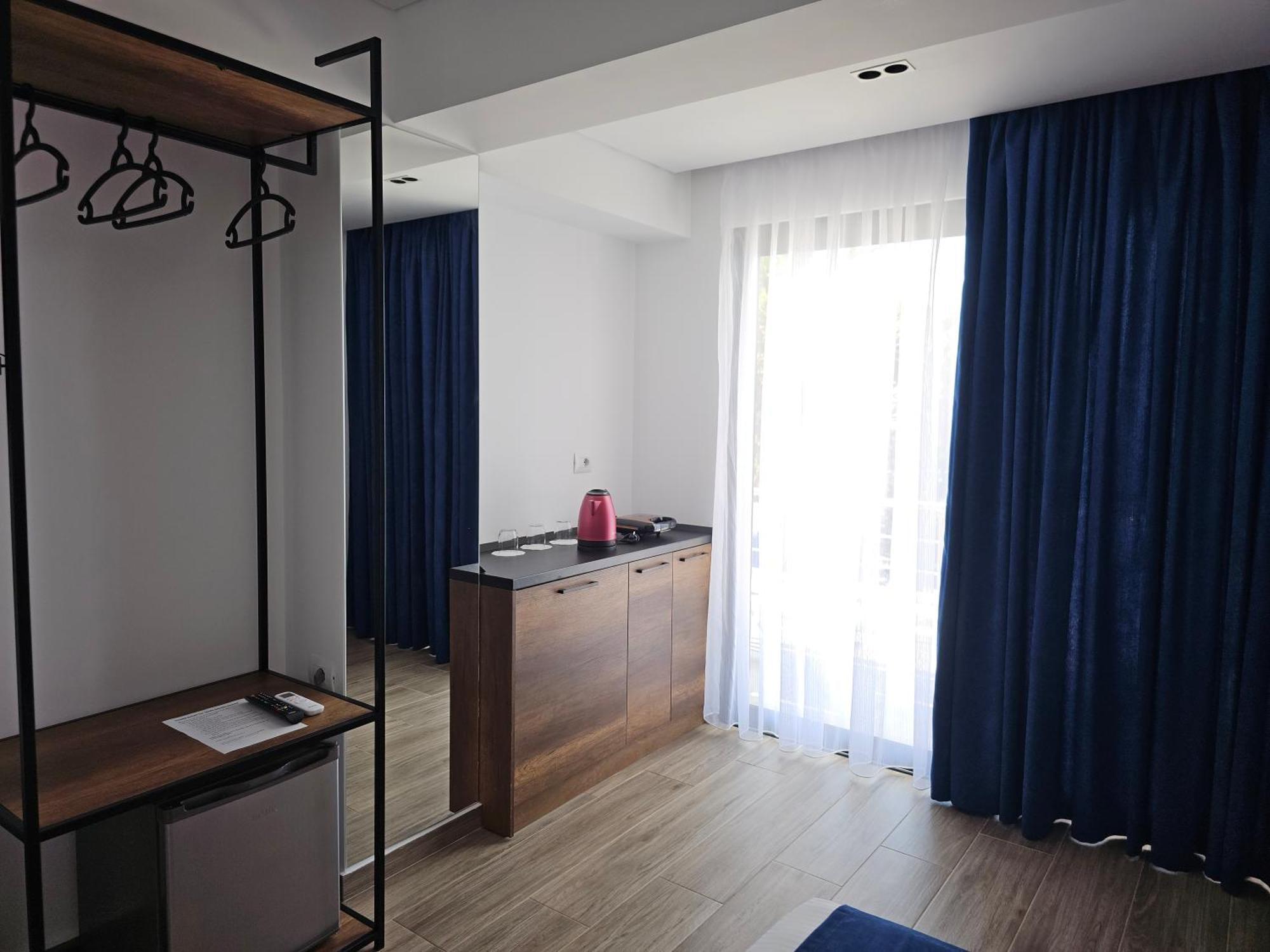Ardit Seaside Rooms Саранда Экстерьер фото